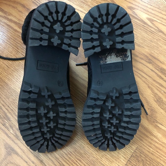 Top Moda Chunky Heel Boots - Picture 6 of 6